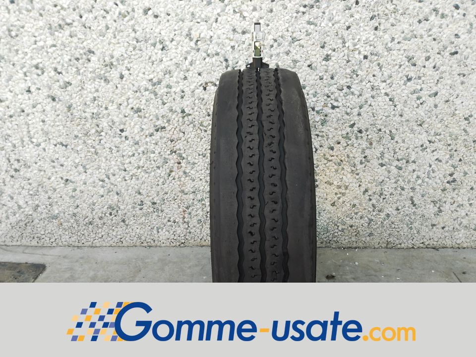 Thumb Michelin Gomme Usate Michelin 215/75 R17.5 135/133J XTE2+ (7.93mm) Riscolpite pneumatici usati Estivo_2